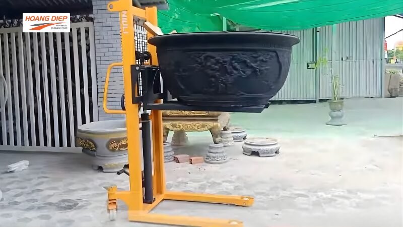 Tại sao nên chọn xe nâng chuyển cây cảnh tại Hoàng Diệp