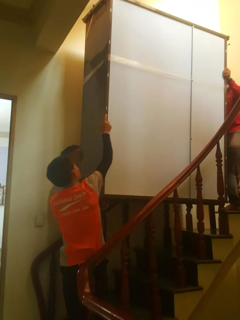 Chuyển văn phòng không có thang máy chuyên nghiệp đảm bảo tiến độ