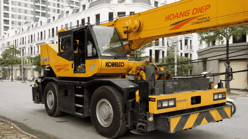 Dịch vụ thuê xe cẩu KATO tại Nâng Hạ Vận Tải Hoàng Diệp
