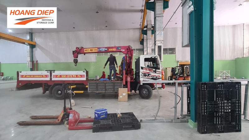 Điều kiện mặt bằng nhà xưởng làm ảnh hưởng di phí di dời máy móc thiết bị 