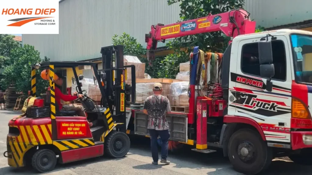 hình ảnh thi công di dời của Vận Tải Hoàng Diệp tại KCN Long Đức